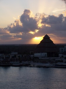 Sonnenaufgang Cozumel Cancun Mexico